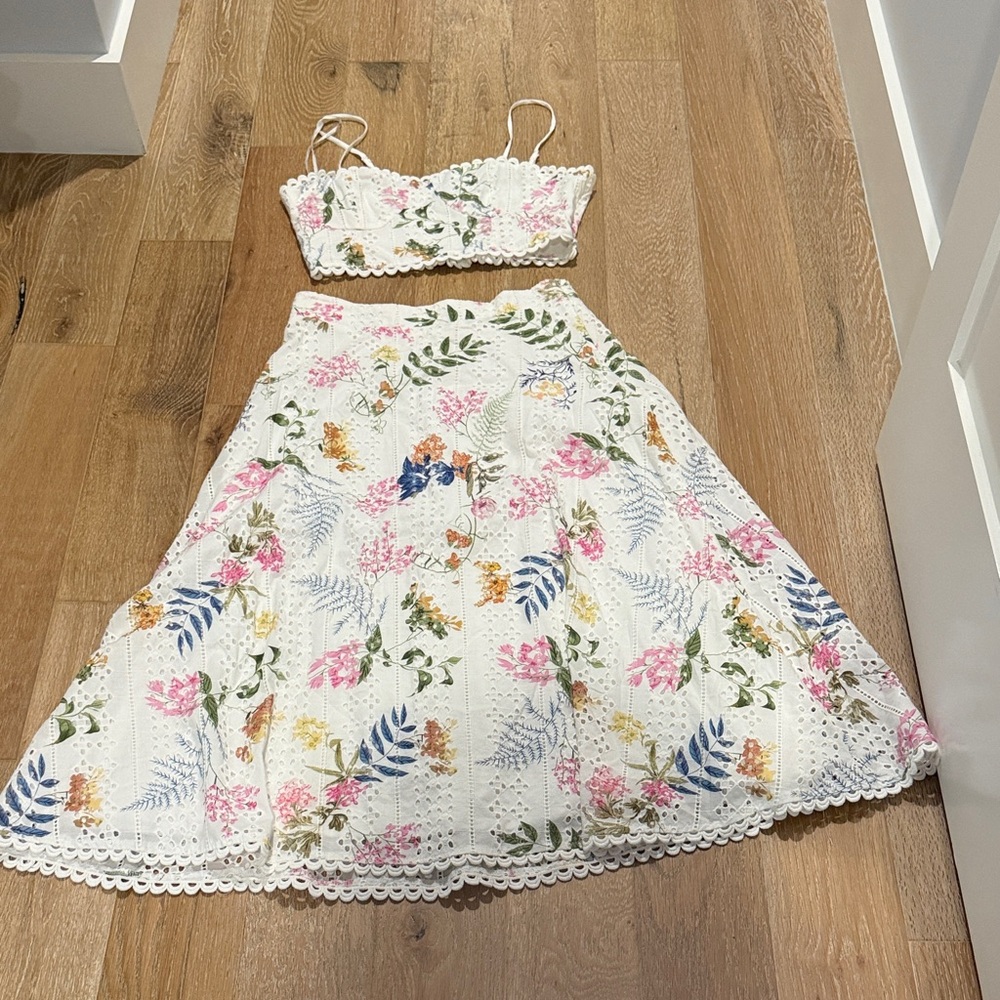 Lulu's White Eyelet Maxi Skirt & Top set, Pink & Multicolor Floral Print, M - Picture 11 of 11
